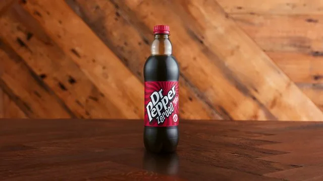 Bottle of Dr Pepper Zero at Nando's